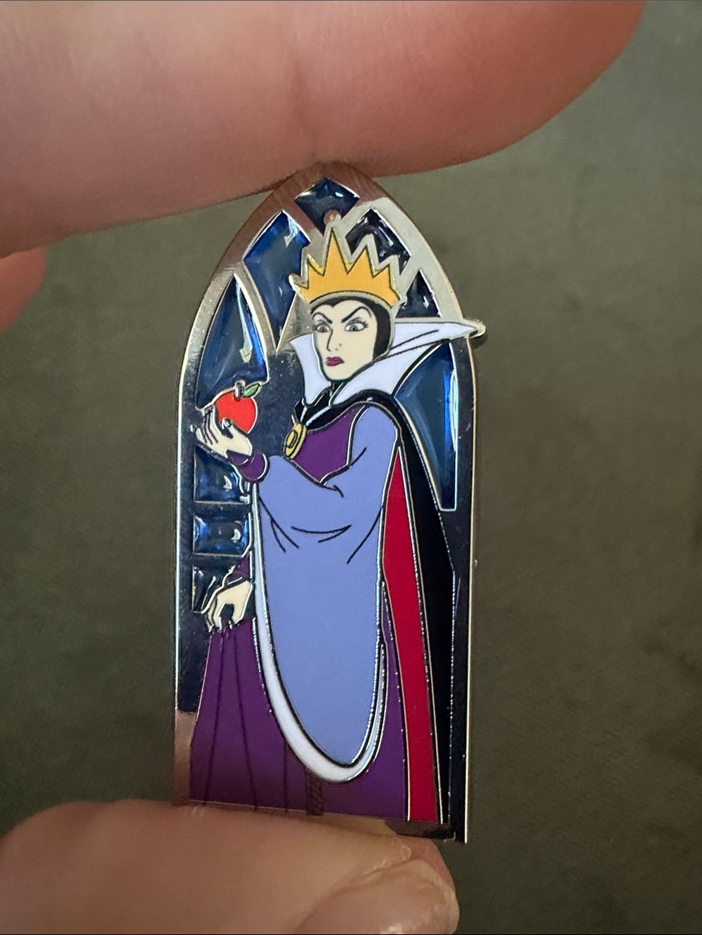 Disney Villains Stained Glass Blind Box Pin Hot Topic Exclusive - Evil Queen